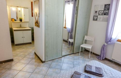 Ventenac-Cabardes House | villa queen-south IT