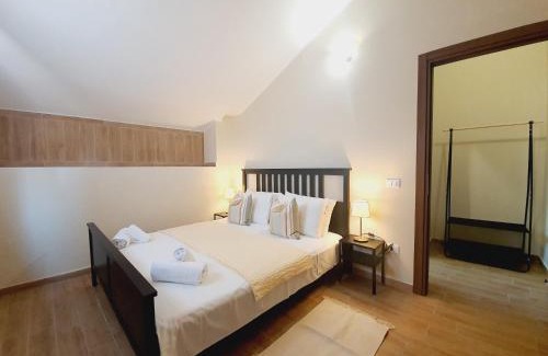 Fondi House | VILLA REGINA - Sperlonga Vertice Rooms
