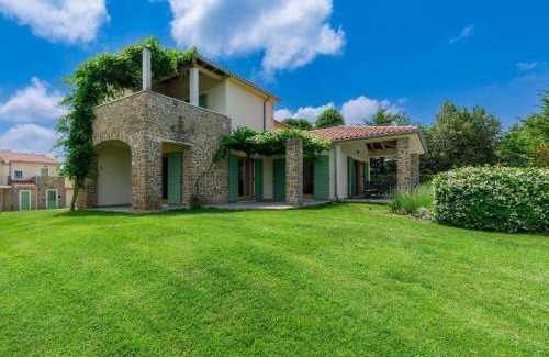 Baredine Villa | Villa Remington by Interhome