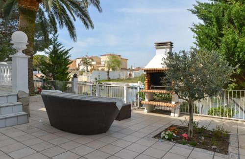 Empuriabrava House | Villa Requesens on Canal