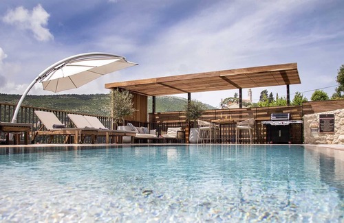 Rozat Villa | Villa Ritz - 5 star villa with a spa, Jacuzzi and sauna, pool, gym and e-bikes