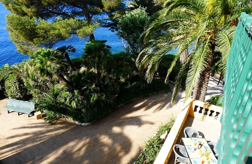 Cap d'Ail Villa | VILLA ROC FLEURY VI1094 by RIVIERA HOLIDAY HOMES