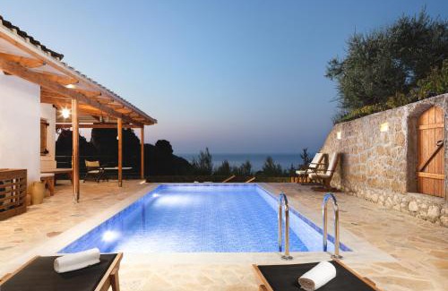 Argassi Villa | Villa Rocale