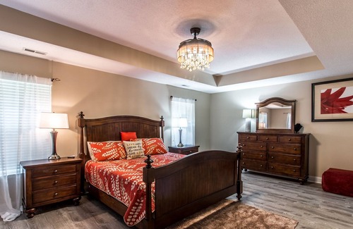 Redstone Arsenal House | Villa Rockett! Your Sweet Home Away from Home