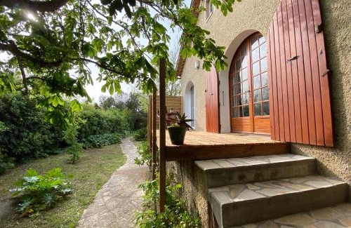 Le Brusc Bed & Breakfast | Villa Roka