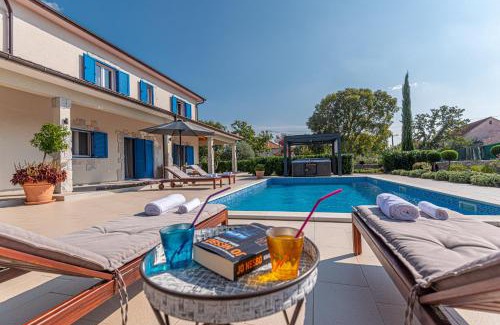 Drnis Villa | Villa Romansa Miljevci near Krka National Park