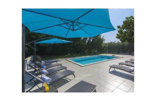 Spadici Villa | Villa Romi M