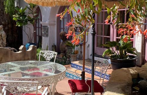 West Beach Hotel | Villa Rosa Inn