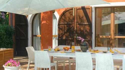 Misano Adriatico Villa | VILLA ROSSA 12, Emma Villas