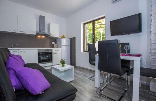 Rozat Apartment | Villa Roza - One-Bedroom Apartment