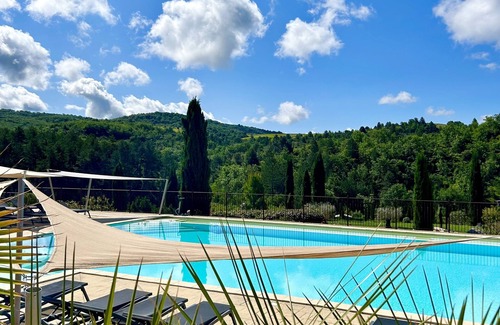 Saint-Maurice-dʼArdeche Villa | Villa Sauvignon - private terrace and garden