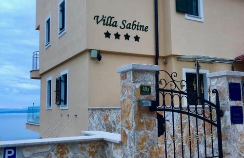 Medveja House | Villa Sabine Apartment Brioni