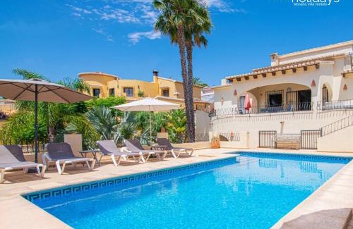 Pinar del Advocat Villa | Villa Safran by HMR Holidays