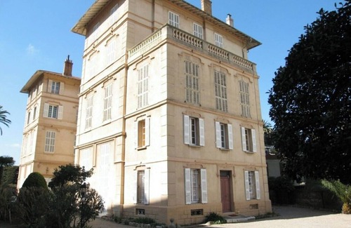 Cannes Old Town Apartment | Villa Saint Henri