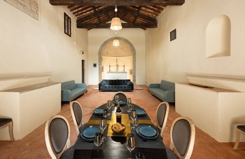 Fiesole Villa | Villa 'San Clemente' on the Florentine hills with Garden and Private Parking and Wi-Fi