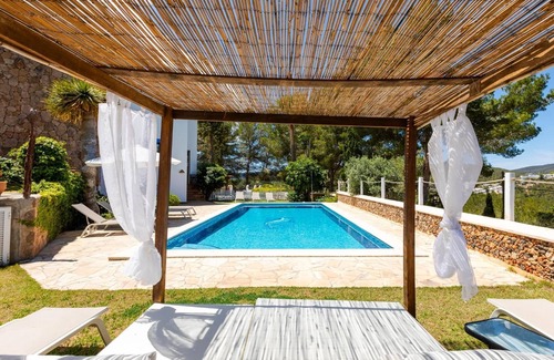 Sant Miquel de Balasant Villa | Villa 'San Miguel Park' with Mountain View, Private Pool and Wi-Fi
