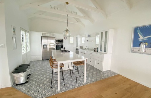 Scarborough Villa | Villa Scarborough - Four Bedroom Villa, Sleeps 8