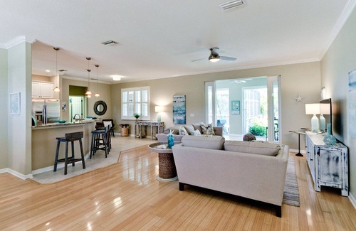 Heron's Watch House | Villa Sea La Vie - Newly Renovated Lakefront Home w/Private Pool