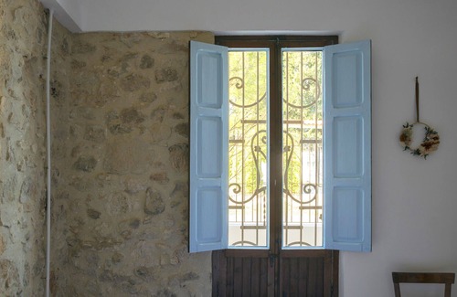 Requena Cottage | Villa Serrano, the house of a thousand floors