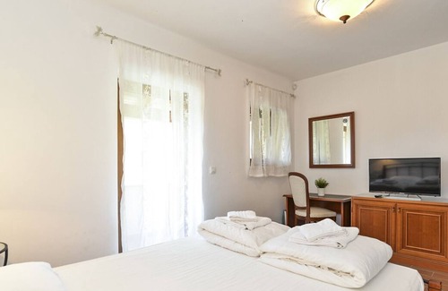 Rojnici Villa | Villa Simunka - Seven Bedroom Villa, Sleeps 14