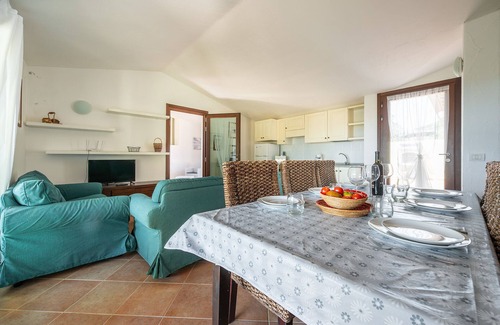 Sant'Elmo Villa | Villa Sintzula – Garden & 500m Walk to Beach