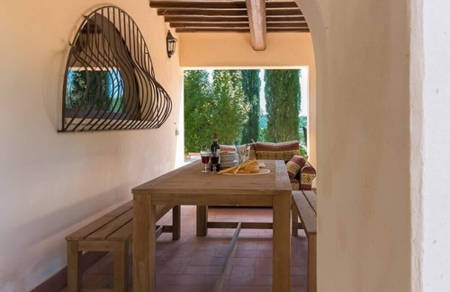 Montepulciano Villa | Villa Sogni D'Oro Etruscan Suite: 3 Bedroom Villa