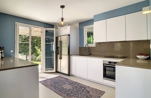 Villeneuve-Loubet Villa | Villa Solberg, Villeneuve-Loubet, France