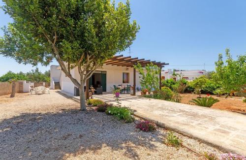 Marina di Mancaversa House | Villa Sole by BarbarHouse