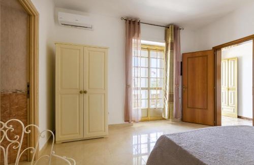 Marina di Mancaversa House | Villa Sole by BarbarHouse