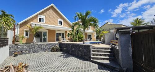 Etang Sale Les Bains House | Villa Soleil