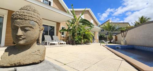 Etang Sale Les Bains House | Villa Soleil