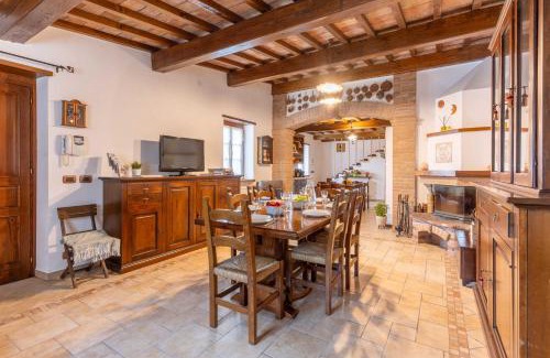 Villa Collemandina House | Villa Soli - Casa in Pietra con Piscina Panoramica