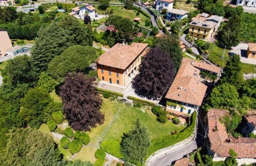 Tavernerio Apartment | Villa Solzago - by MyHomeInComo