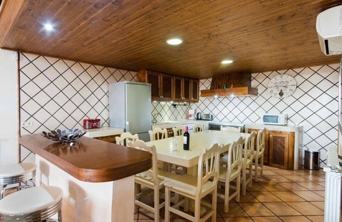 Llubi Villa | Villa Son Ramon - Majorcan Finca with Pool Bar