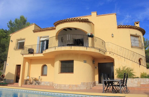 Jalon Villa | Villa Spain, Costa Blanca, Jalón, Casa Marrón