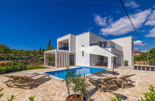 Linardici Villa | Villa SPLENDIDA