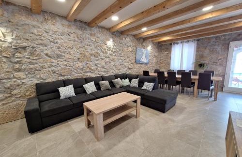 Tribalj Villa | Villa Stone castle