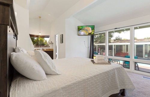 Southwestern Sacramento House | Villa Style home in the Sacramento Area with pool