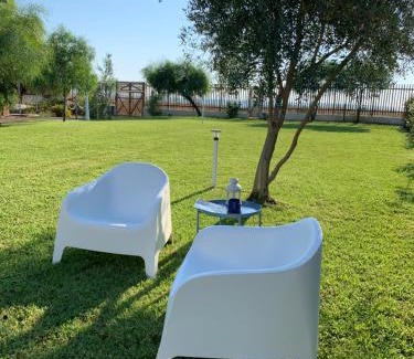 Villaggio San Leonardo Villa | Villa sulla spiaggia tra Catania e Siracusa