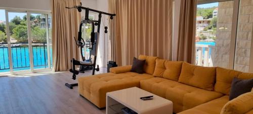 Razanj Villa | Villa Sunce