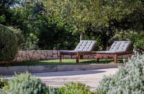 Supetarska Draga Villa | Villa Supetarska Draga with 3 bedrooms in Rab