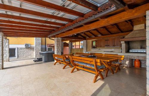 Banjole Villa | Villa Suzanne