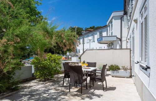 Krk Hotel | Villa Tamaris - Hotel Resort Dražica