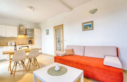 Brsec Apartment | Villa Tara by Interhome