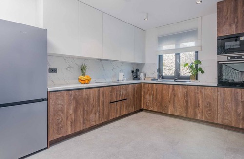 Kornic Villa | Villa Tara – Heated Pool & Stylish Island Stay