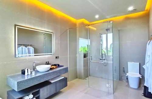 Kuta Villa | Villa Teraumn