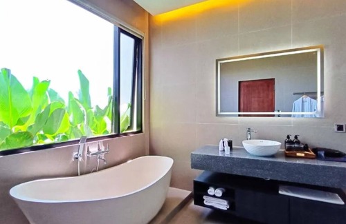 Kuta Villa | Villa Teraumn
