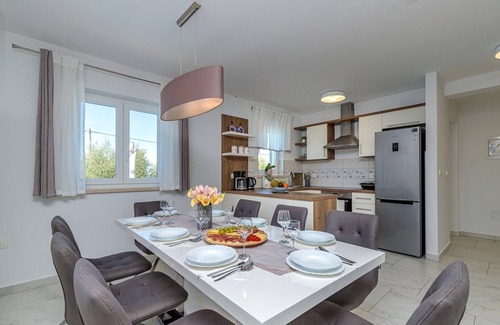 Selina Villa | Villa Terlevic with Pool