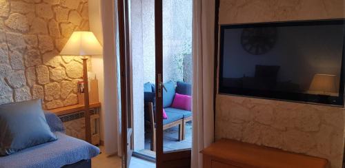 Greoux-les-Bains Apartment | Villa Thermaë Face aux thermes avec jardin privatif