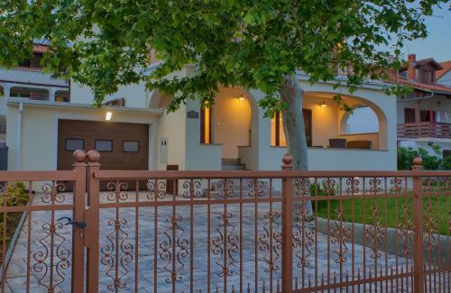 Cizici Villa | Villa Toic